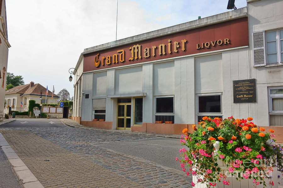 Distillery MARNIER LAPOSTOLLE